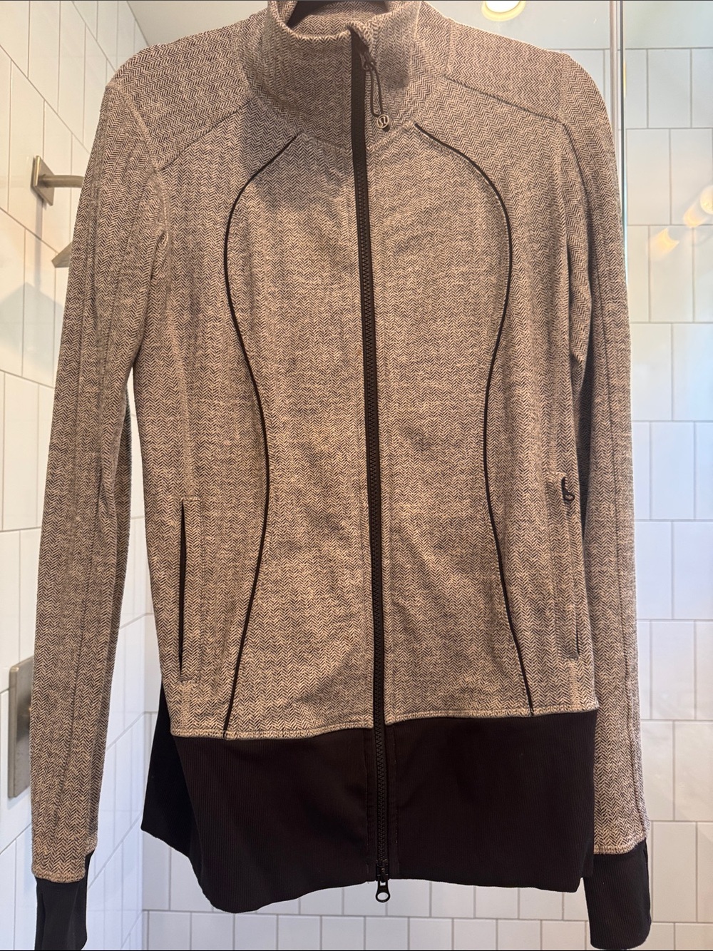 Lululemon Womens zip herringbone jacket 8